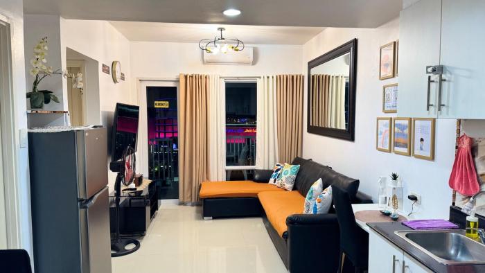 2bedroom unit at Sea Residences infront of MOA Arena, SMX & Ikea