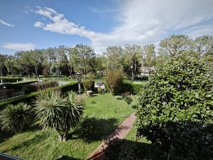 L20A La Camera nel verde