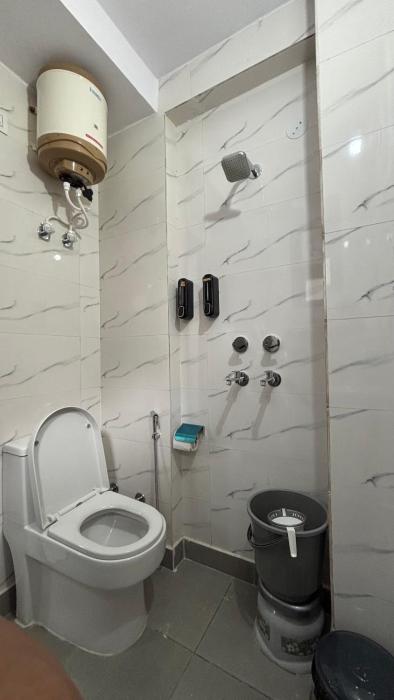 1BHK Luxury Max Stay