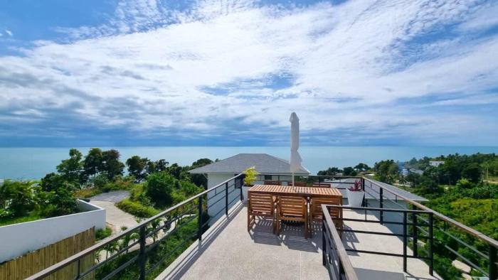 Sunset villa rooftop with pool 180 Seaview