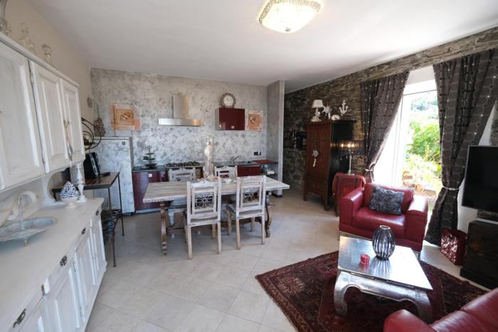 Rapallo La Vista by PortofinoVacanze