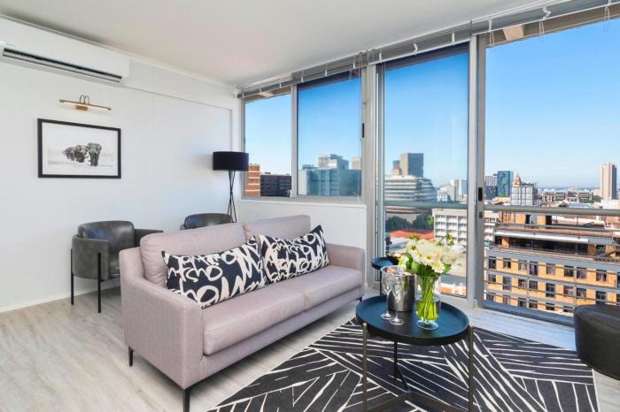 Stylish Urban Retreat with Stunning City Views