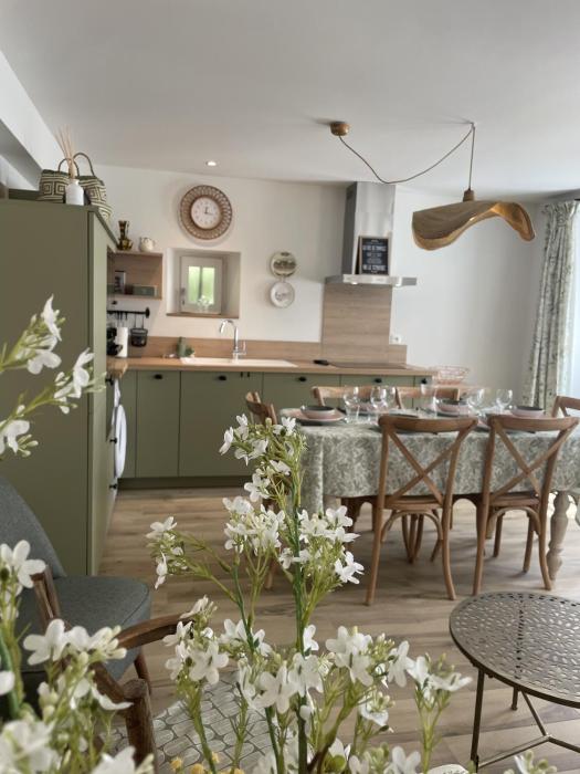 Le petit traîne-feuilles