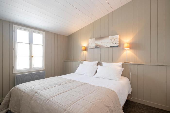 Les Minutias Village