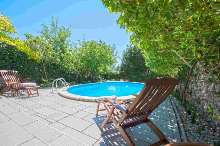 Holiday home in Kostelj 39300