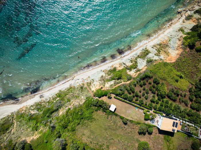 Kanouli Beach Apartment