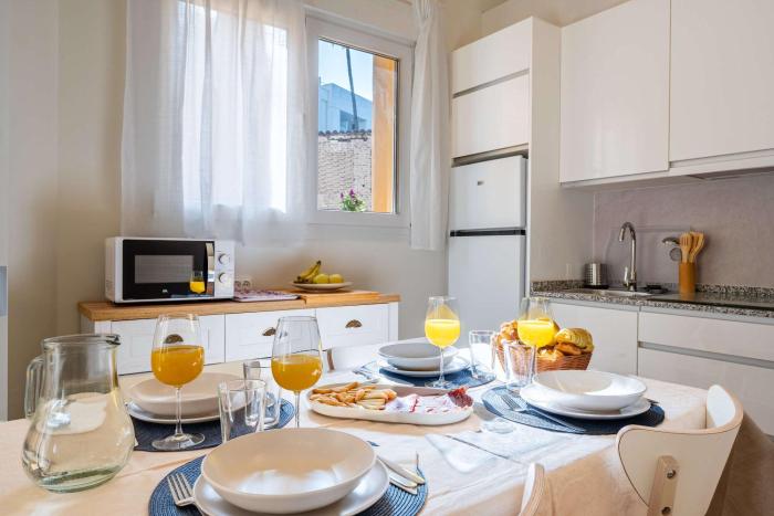 New Renovated - First Line Beach Apartment