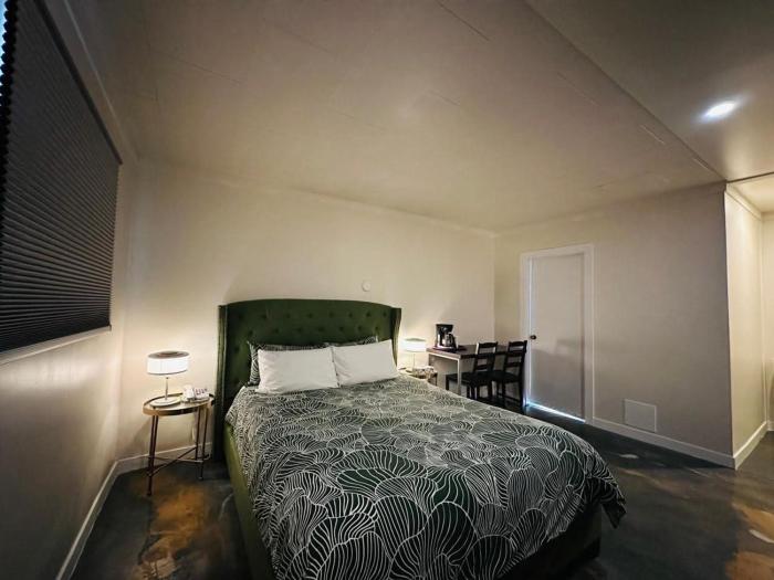 Sage Hills Motel