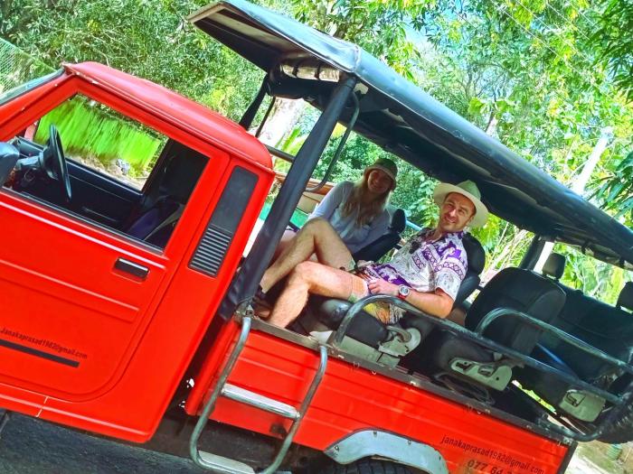 Elephant paradise Safari lodge