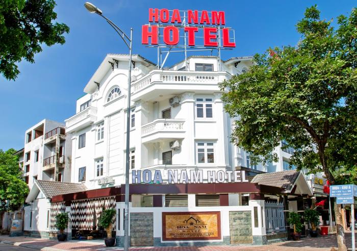 Hoa Nam Hotel Việt Hưng