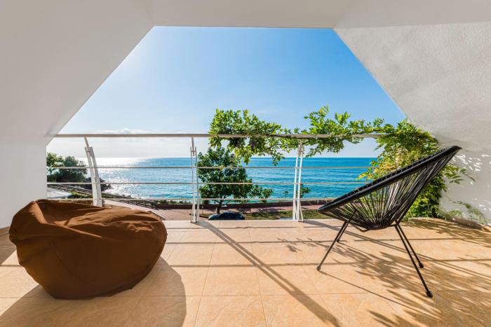 VIP Приватний Пляж та Релакс без сторонніх