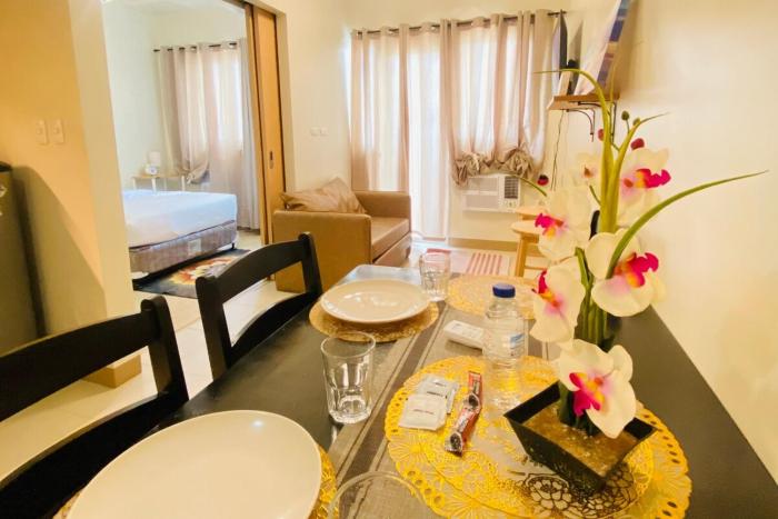 42 Chic City Escape for Three