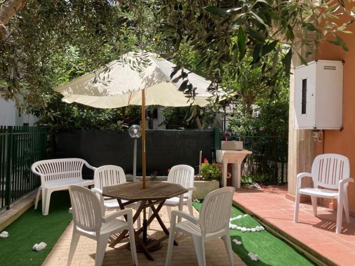 Appartamento nuovo con patio a 250 mt mare