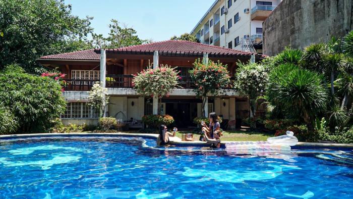 Private Beach Villa in Anza Mactan with Ocean View