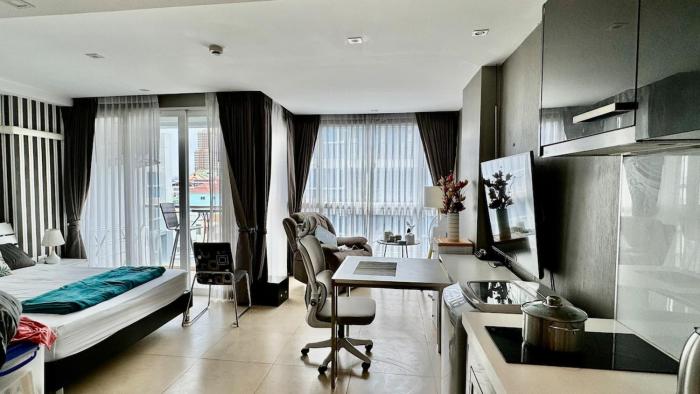 Centara Condo in Pattaya beach