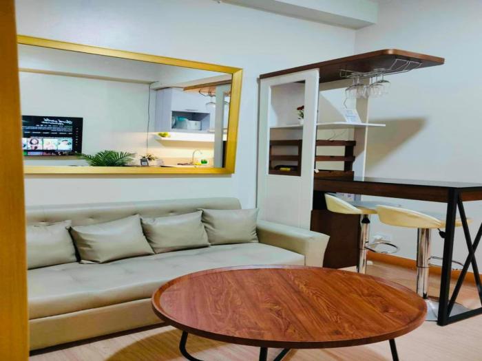 Cozy Condo in Quezon City with Nature View