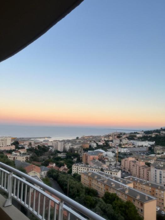 Bastia t2 neuf stanting, vue mer panoramique