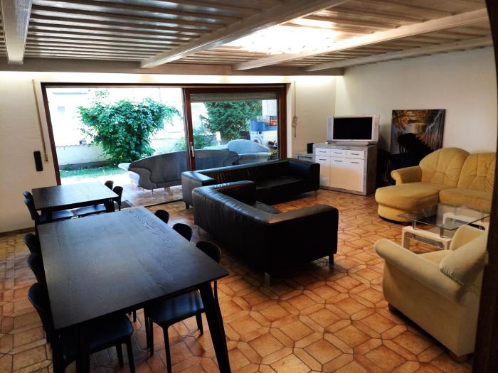 XXL apartment, 10 beds, 4 sleep-rooms, 140qm, 2 WC, 2 shower &&