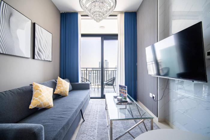 Elegant Escapes - Lavish 1B,Dubai Water Canal View