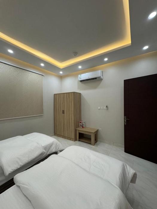 غرفة وحمام مفروشة