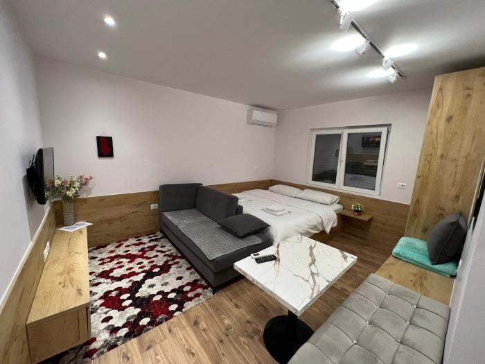 Apartments Downtown Tirana with Self Check-In