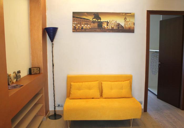 Experience Turin! Metro a stones throw away