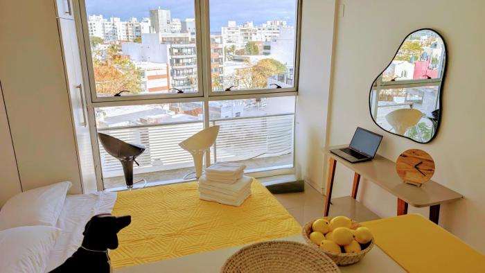 3375 Home - A pasos de Montevideo Shopping, la playa y WTC