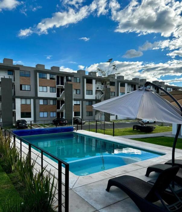 New Bamboo Skyline Business & Pool