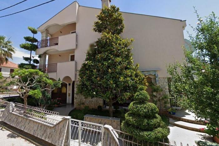 Apartments and rooms with parking space Pakostane, Biograd - 24768