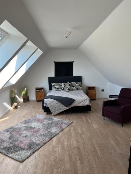 Toarp Suite free parking