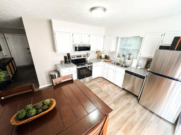 Pine Haven: Quiet 2 Bedroom Near Fort Bragg & I-95