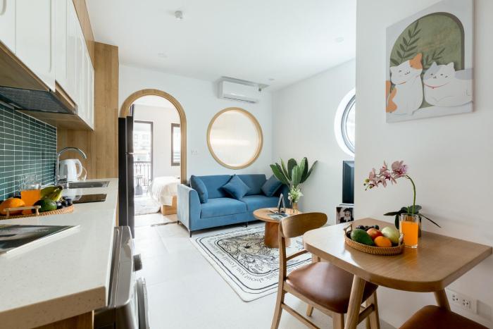 Label6 To Ngoc Van - Crescendo Boutique Studio