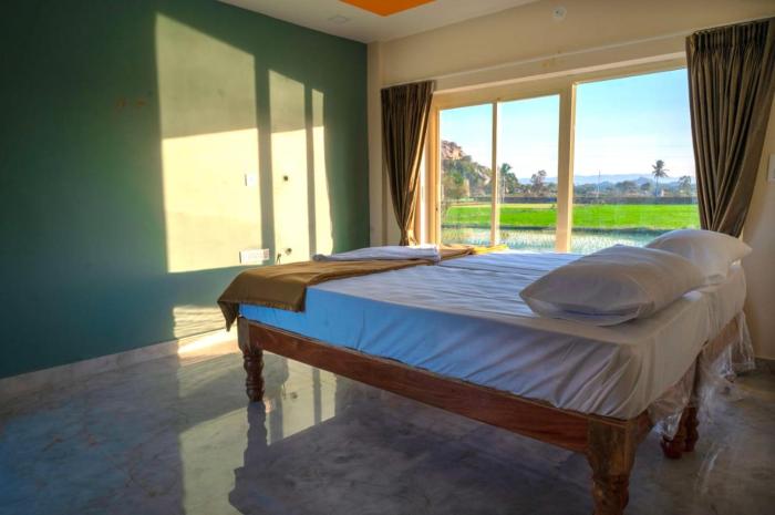 Hampi Green Hills Guest House