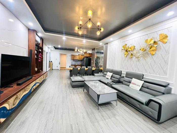 Căn hộ 03 phòng ngủ tầng 8 Oasky view biển