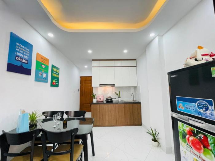 Phòng xinh xắn, có ban công ở Khương Đình, nghỉ ngắn ngày, làm việc thoải mái