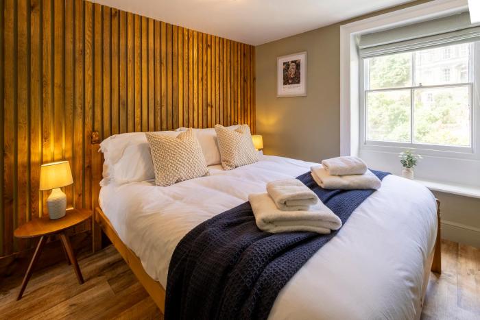 THE BOLT HOLE town centre, dog friendly