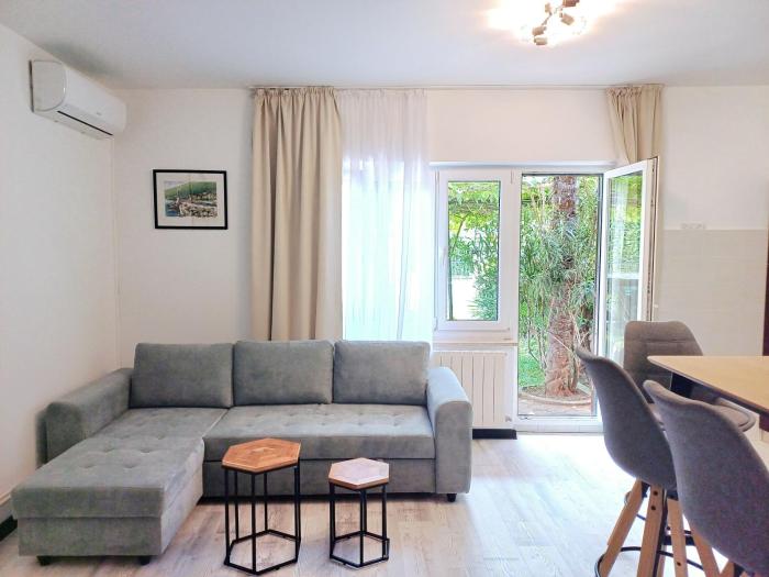 Peaks & Waves Apartment