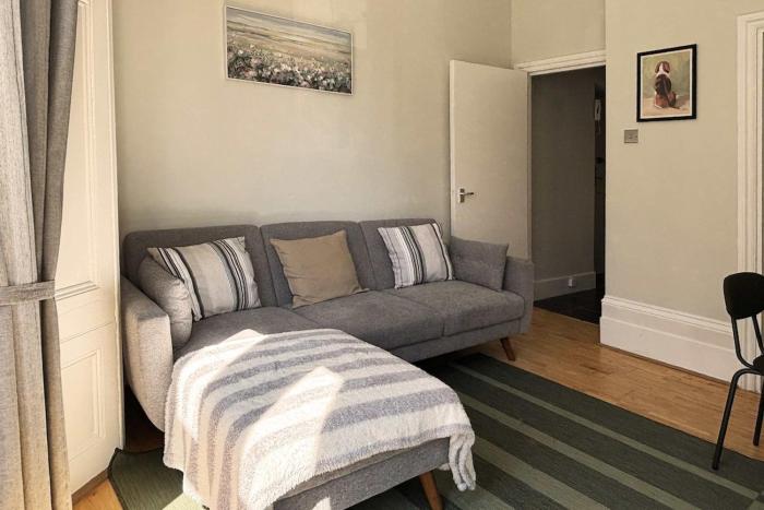 1 Bed Flat Clapham Junction