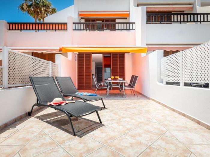 196 Parque Santiago 2, big terrace, pool side