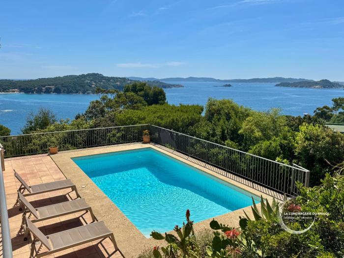 Villa La Sarrazine - Port du Niel - Vue Mer