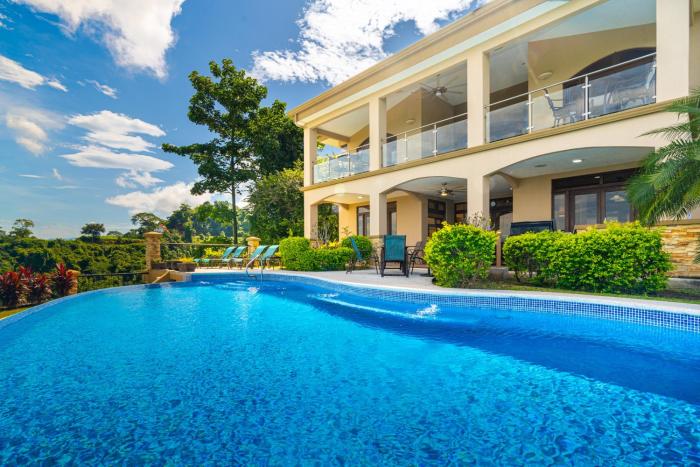 1hr SJO Airport-Ocean views-Gated Beachclub-Pool