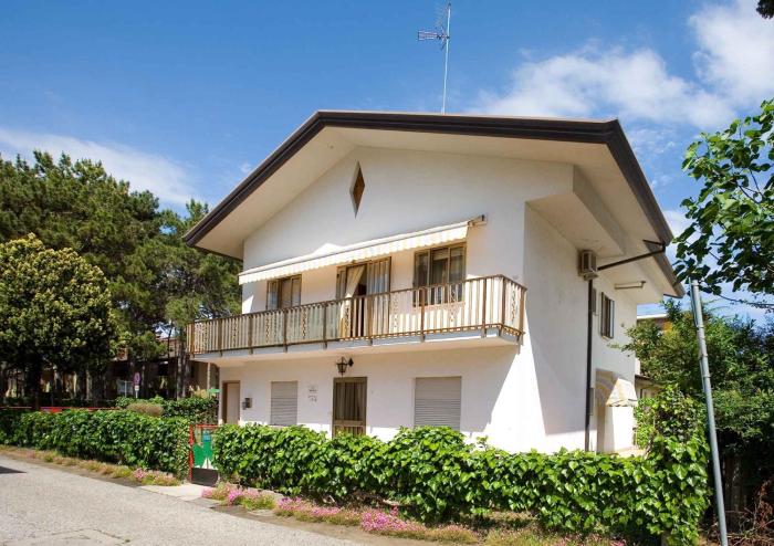 Apartments with Garden in Bibione 45656