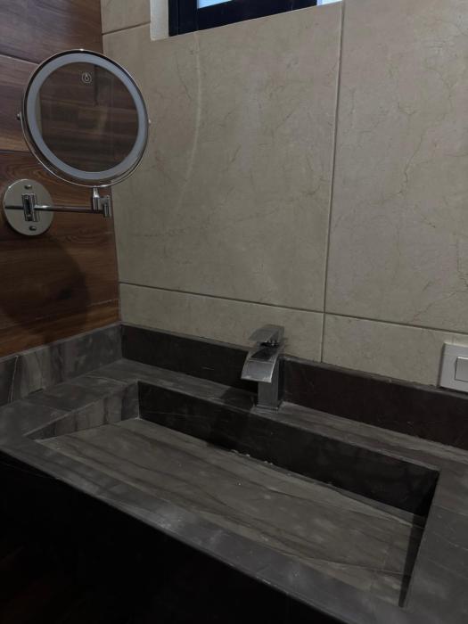 Centric minimalist Apartment