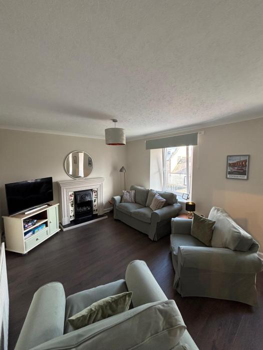 Close to beach town golf & natural beauty spots