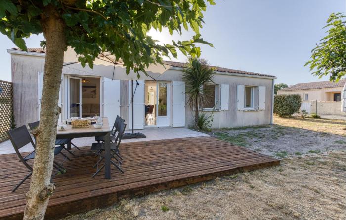 Harmante Maison Proche Plage