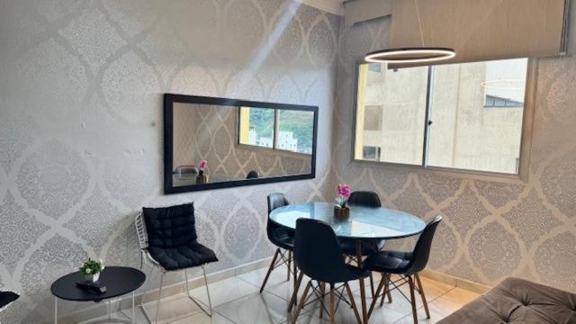 Boulevard Center 1514 - 2 dormitórios - com piscina e sauna!