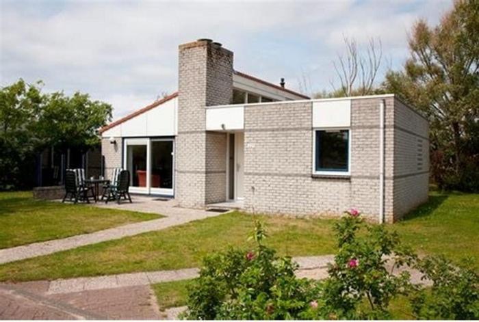 Bungalow ,t Zeepaardje