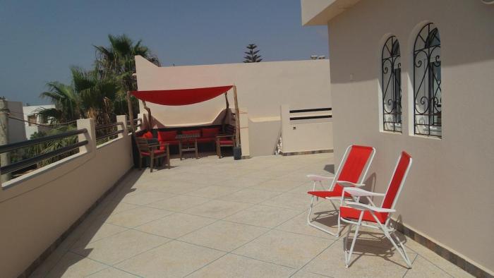 MAISON FAMILLIALE à MIRLEFT