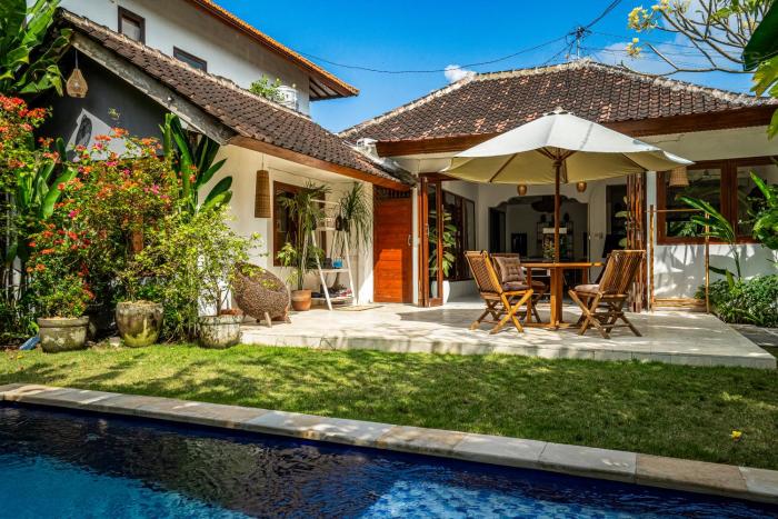 Spacious 2BR Villa Madeus with Gym Corner, Private Pool, Garden & Billard in Canggu -Bali