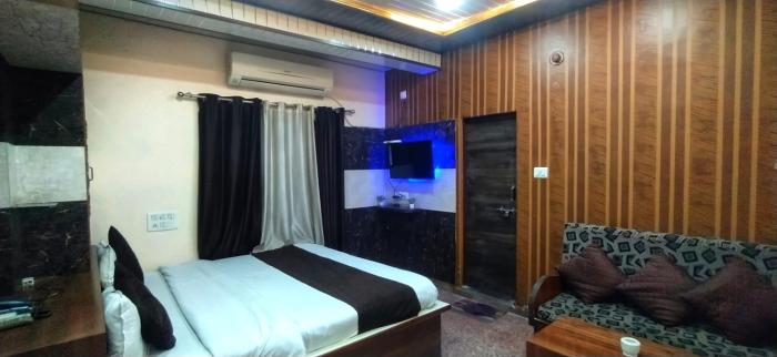 Hotel Sourabh Palace